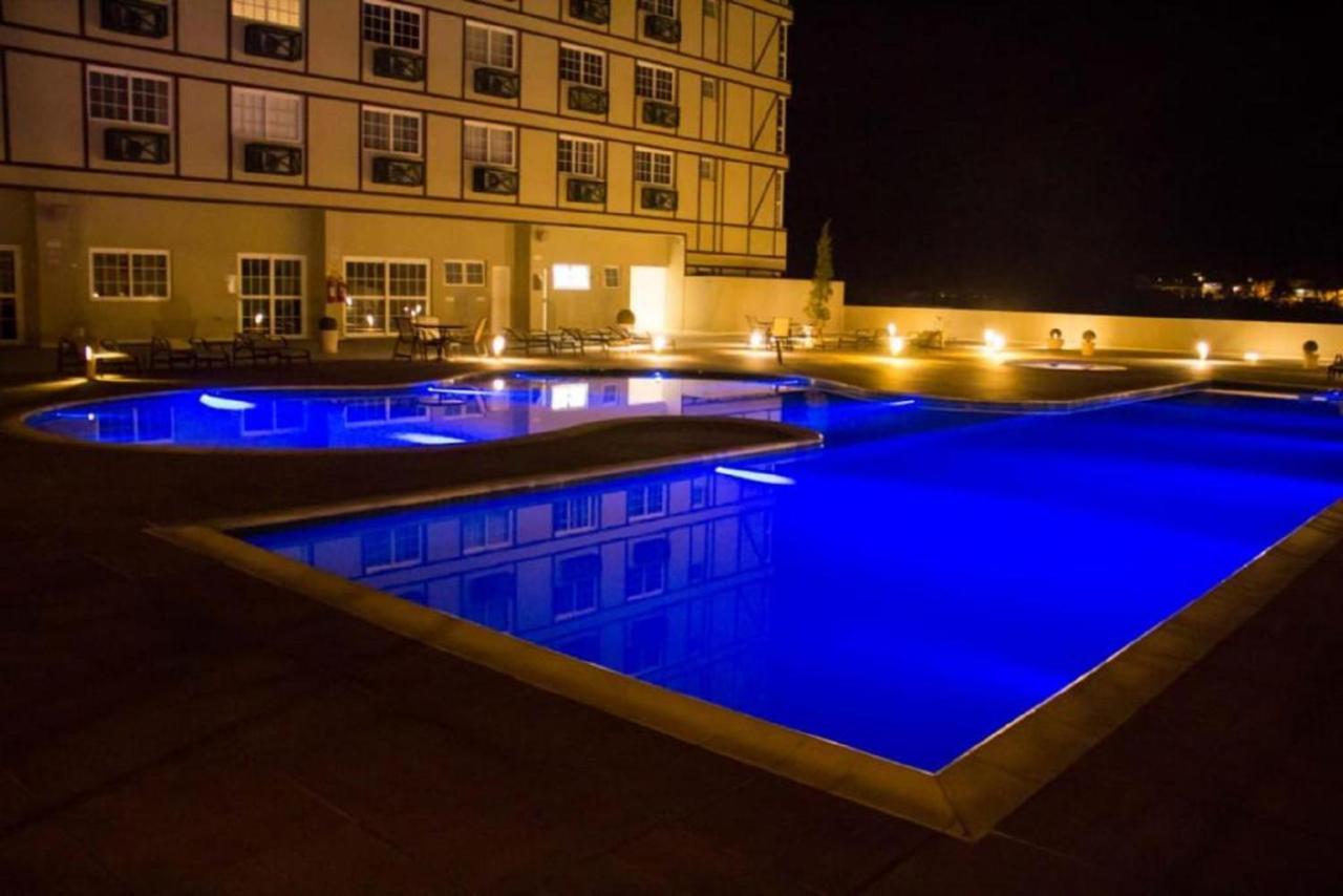 Happy Flat Itaipava - Granja Brasil Hotel Bagian luar foto